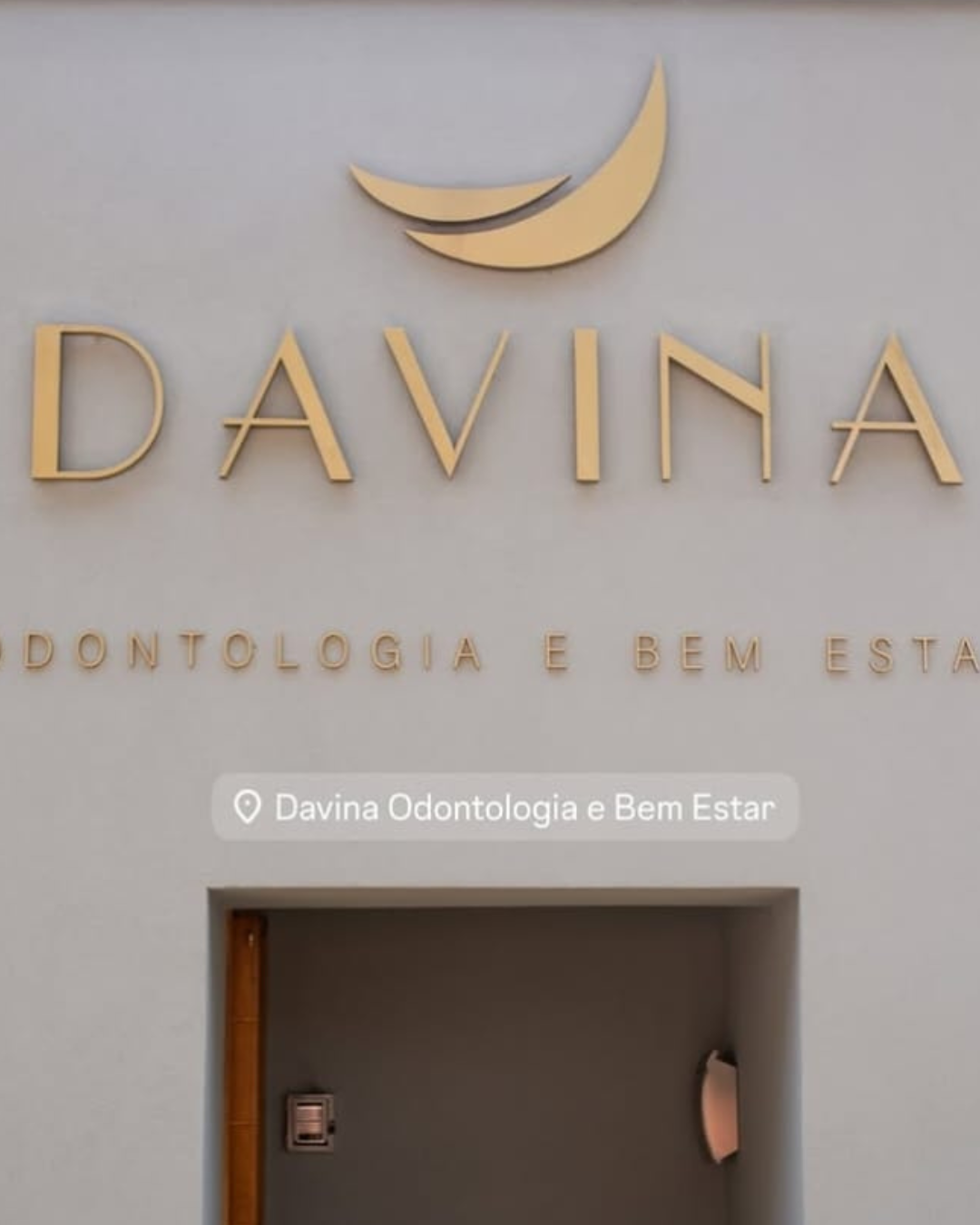 Davina Logo